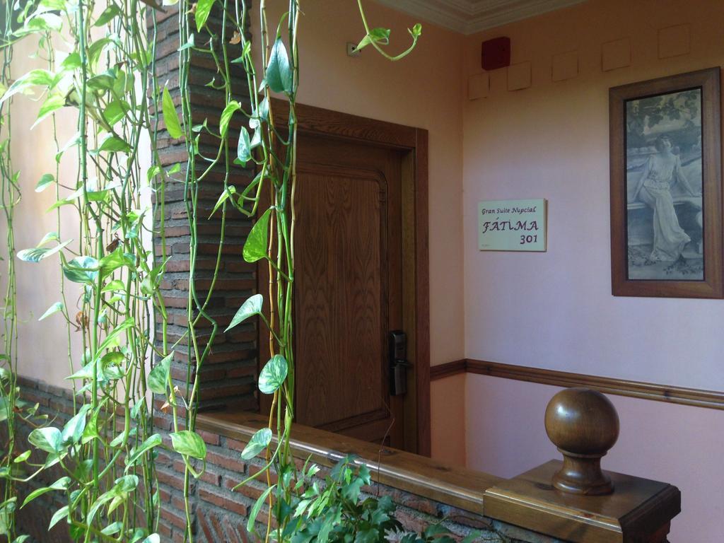 Hotel El Mano Уэскар Экстерьер фото