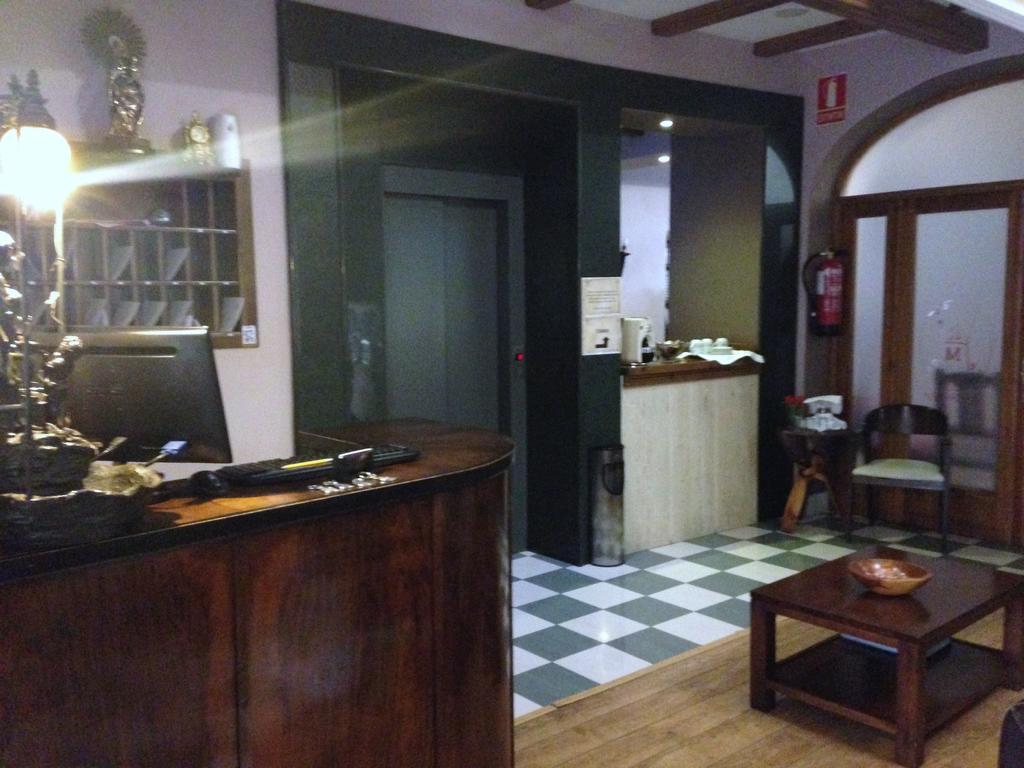 Hotel El Mano Уэскар Экстерьер фото