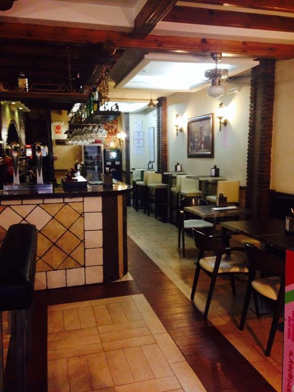 Hotel El Mano Уэскар Экстерьер фото